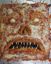 scary-face-pizza.png