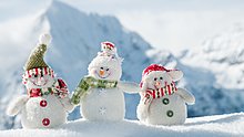 happy_three_snowmen_1920x1080-hdtv-1080p.jpg