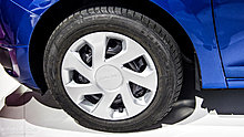 paris-2012-new-dacia-logan-2-live-photos-1080p-6.jpg