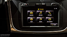 paris-2012-new-dacia-logan-2-live-photos-1080p-15.jpg