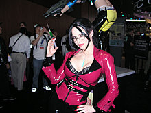 console_games_booth_babes_0109.jpg