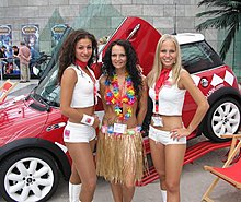 console_games_booth_babes_0172.jpg