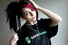 console_gamer_girls_059.jpg