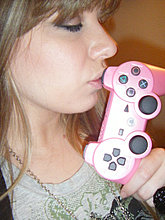 console_gamer_girls_104.jpg