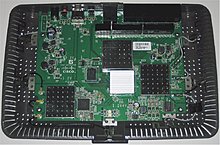 cisco_linksys_e4200_board1.jpg