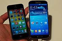 iphone5_vs_galaxy_s4.jpg
