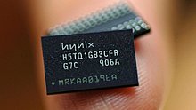 hynix_memory_chip.jpg