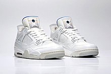 freakersneaks-sony-x-nike-jrdn-4-x-ps4-white-2.jpg