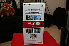 ps3.slim.unboxed02.jpg