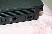 ps3.slim.unboxed18.jpg
