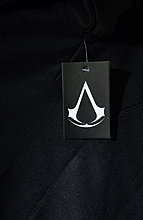 desmondhoodblank04__33454_zoom.jpg