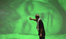 tumblr_lm6fm8vm4o1qe0eclo1_r8_500.gif