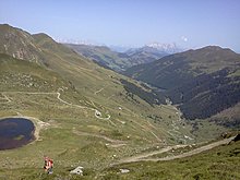 img037.jpg
