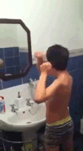 amxnmov_460sa.gif