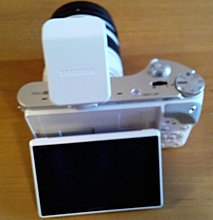 nx300_2.jpg