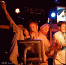 c3b58747ea65a965b3411f986b4df369.gif