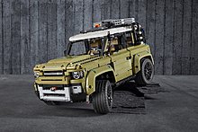 42110_defender1.jpg