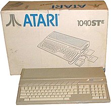 atari_1040_ste_with_box.jpg