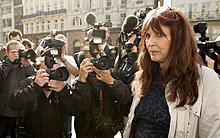 janis-sharp-gary-mckinnons-mother-.jpg