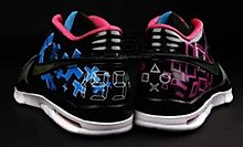 playstation_trainer_heels_qjgenth.jpg