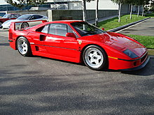 ferrari_f40_parked.jpg