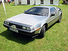 delorean_dmc12_front.jpg