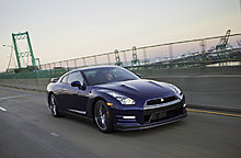 2012-nissan-gt-r-front-side-view.jpg