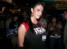 console_games_booth_babes_0074.jpg