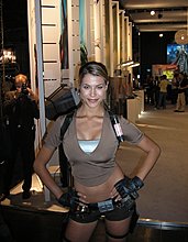 console_games_booth_babes_0174.jpg