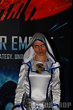 pax_booth_babes_21.jpg