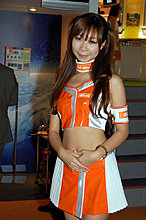 tgs_2008_booth_babes_030.jpg