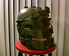 dead_space_helmet_01_01.jpg