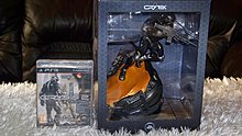 crysis-2-limited-edition-nanosuit-figure-box.jpg