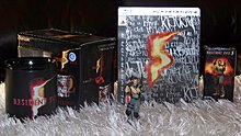 resident-evil-5-limited-edition-color-change-thermal-mug-limited-bonus-mini-chris.jpg