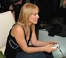 console_gamer_girls_016.jpg