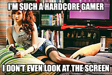 console_gamer_girls_019.jpg