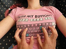 console_gamer_girls_028.jpg
