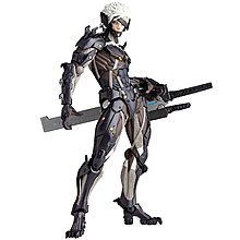 revoltech-metal-gear-solid-rising-revengence-raiden-002.jpg
