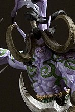 blizzard_illidan_stormrage_action_figure_b.jpg
