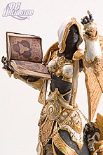 blizzard_human_priestess_action_figure_b.jpg