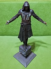 assassins-creed-movie-aguilar-statue-14-.jpg