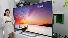 lg_84inch_largest_3d_tv_ces2012.jpg