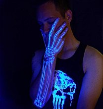 glowing_tattoos_01.jpg