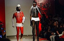 strange_fashion_05.jpg