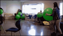 9bryy.gif