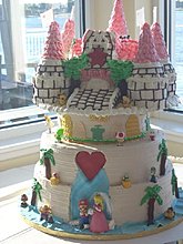 wedding_castle_wedding_cake.jpg