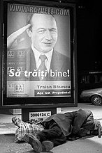 traian-basescu-sa-traiti-bine.jpg