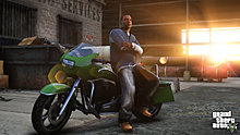 gta_5_official-screenshot-franklin-chilling-motorcycle.jpg