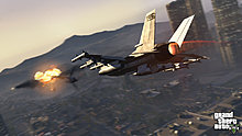 gta_5_official-screenshot-jet-fires-missiles-over-vinewood.jpg