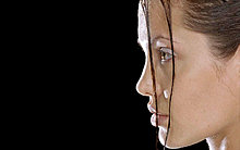 angelina_jolie_lara_croft_07.jpg